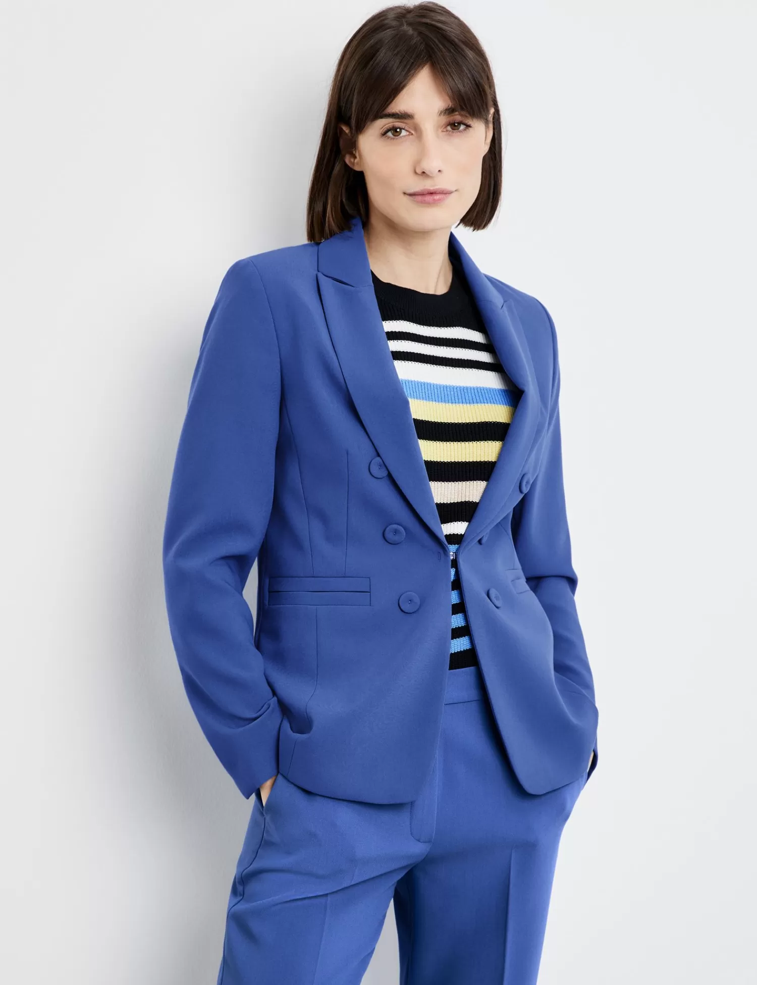 Outlet Blazer Mit Knopfdetail Damen Elegante Blazer