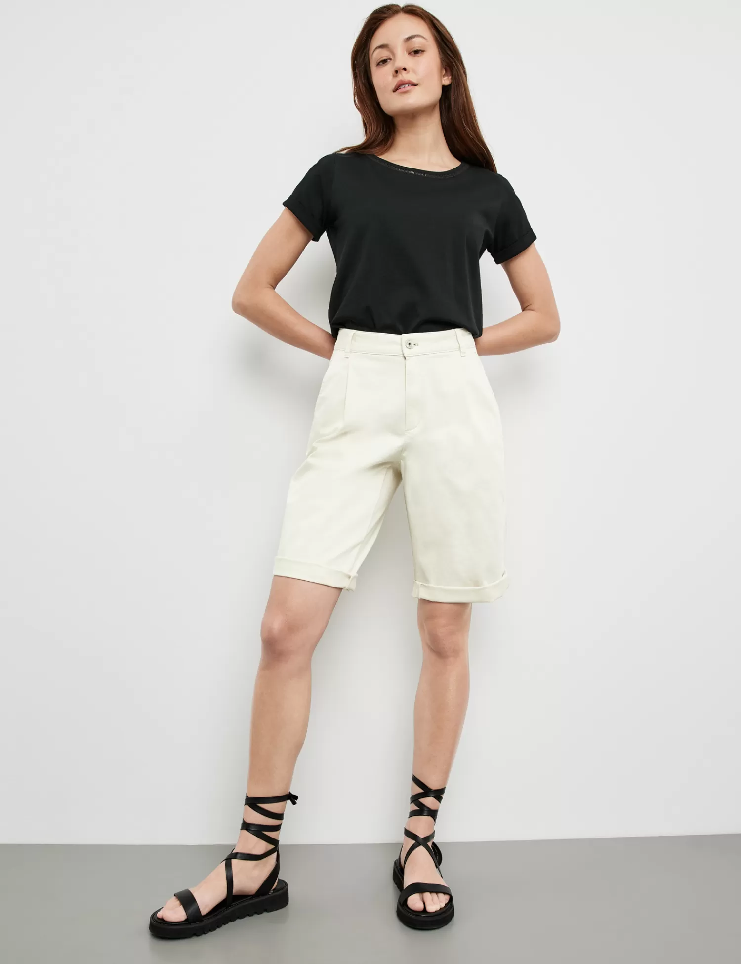 Fashion Chino Shorts Bermuda Damen Shorts / Bermudas