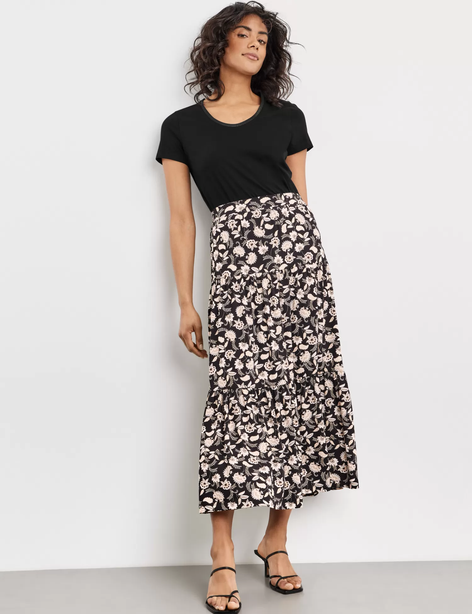 Clearance Gestufter Midirock Mit Floral-Print Damen Midi Röcke