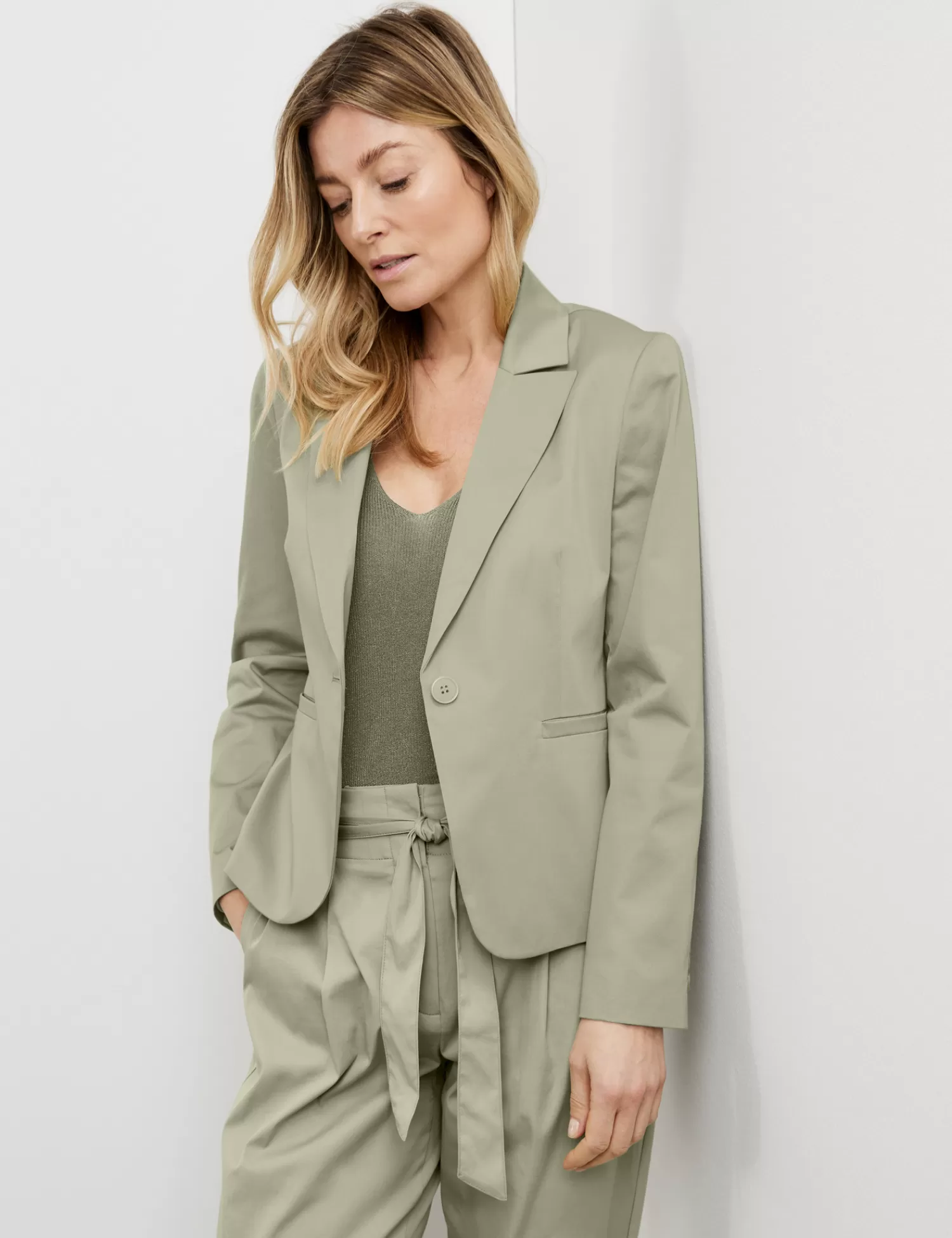 Clearance Klassischer Blazer Mit Revers Damen Elegante Blazer