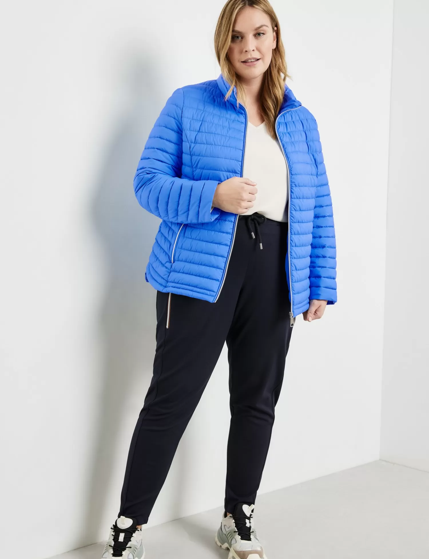 Hot Ultraleichte Steppjacke Mit Beutel Zum Verstauen Damen Leichte Jacken